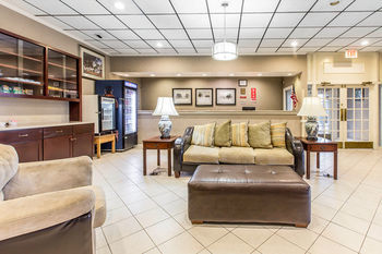 Hotel Econo Lodge Near Fort Stewart