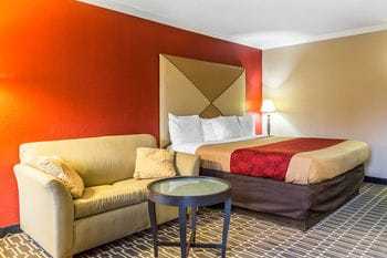 Hotel Econo Lodge Near Fort Stewart