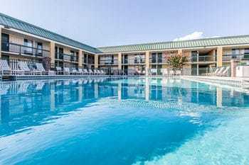 Hotel Econo Lodge Near Fort Stewart