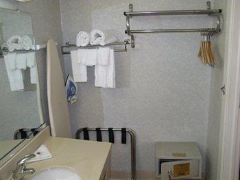 Motel 6 Edgewood