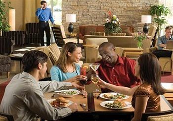 Cambria Hotel & Suites
