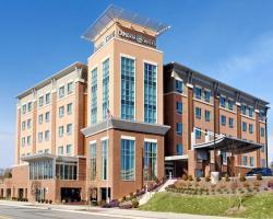 Cambria Hotel & Suites