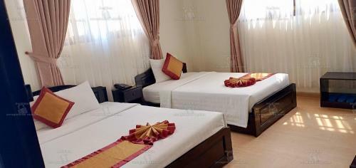 Golden Tulip Hotel