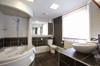Hallmark Hotel Derby Midland