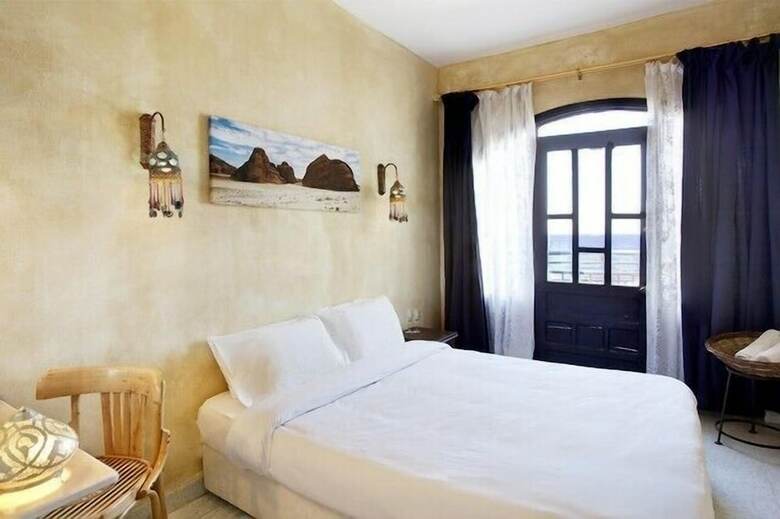 Bedouin Moon Hotel