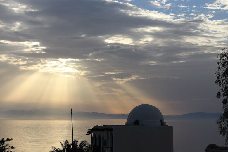 Bedouin Moon Hotel