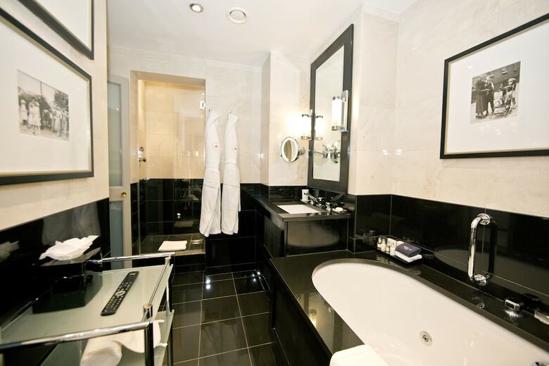 St James Hotel & Club