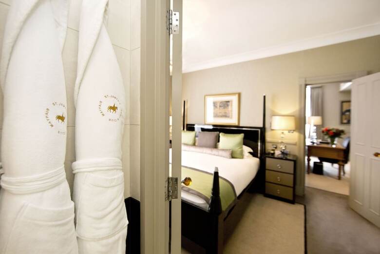 St James Hotel & Club