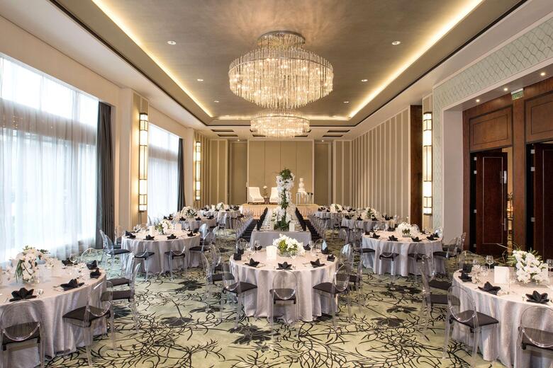 Hotel Makati Diamond Residences