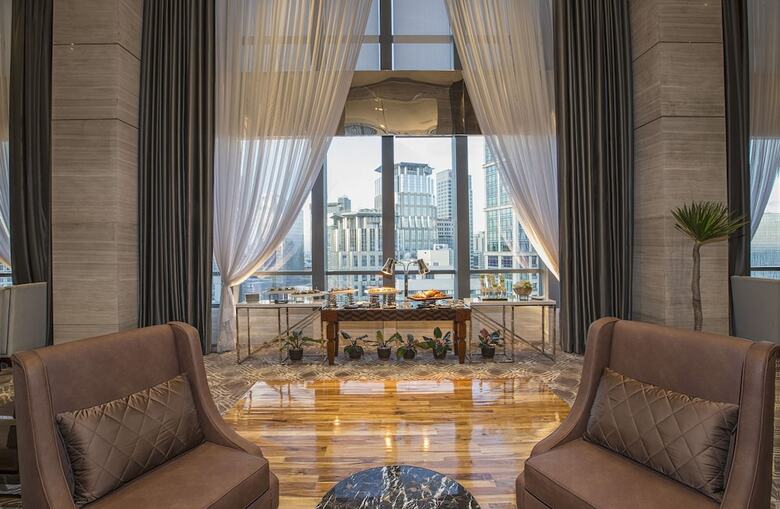 Hotel Makati Diamond Residences