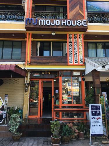 Albergue Mojo House
