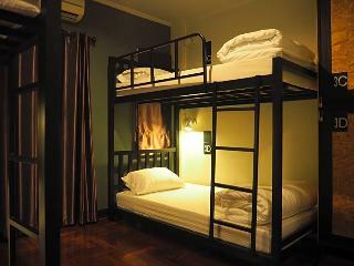 Eden Walking Street Hostel