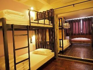 Eden Walking Street Hostel