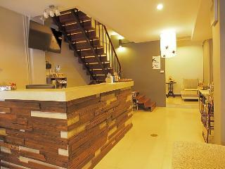 Eden Walking Street Hostel