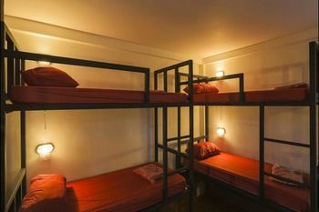 Cham Cha Hostel