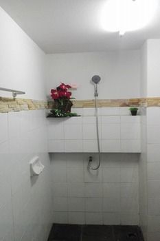 Cham Cha Hostel