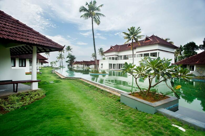 Hotel Rhythm Kumarakom