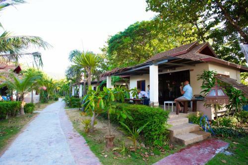 Hotel Banana Beach Resort