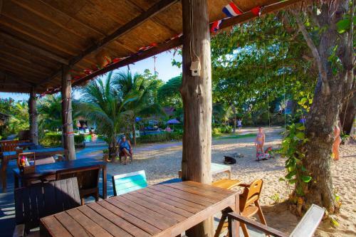 Hotel Banana Beach Resort