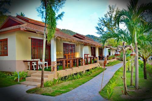 Hotel Banana Beach Resort