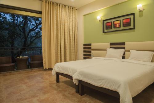 Hotel Zaras Resort Khandala