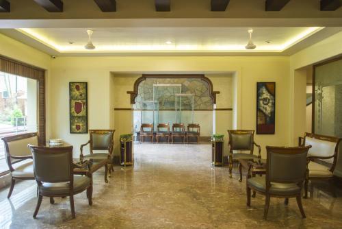 Hotel Zaras Resort Khandala