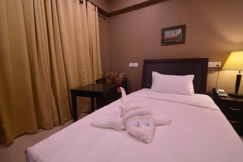 Seasons Hotel & Spa