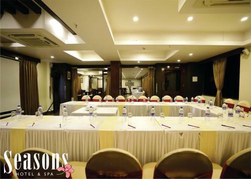 Seasons Hotel & Spa