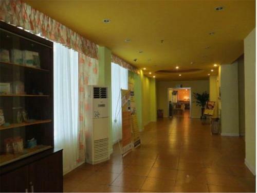 Hotel Home Inn Haikou Bailong Road