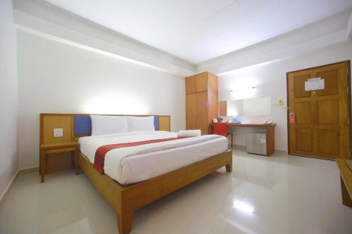 J2 Hotel Maesot