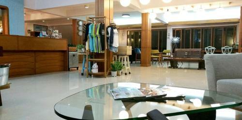J2 Hotel Maesot