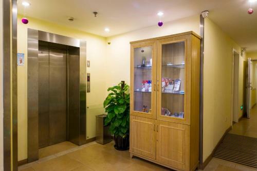 Hotel Home Inn Haikou Haifu Road