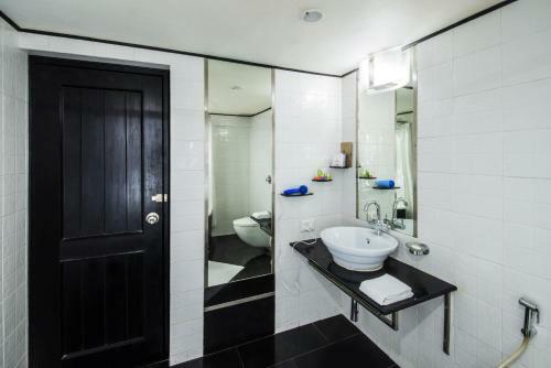 Hotel Honeymoon Inn Manali