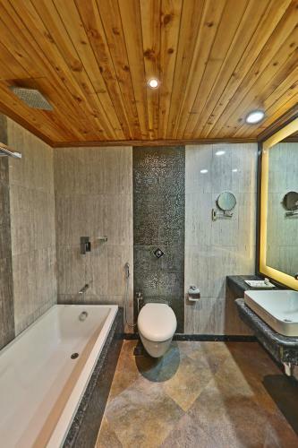 Hotel Manali Heights