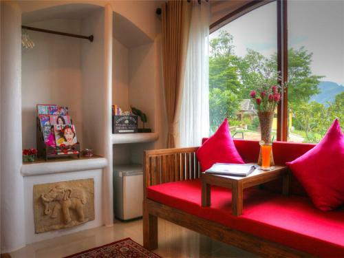 Hotel E-outfitting Pai Resort