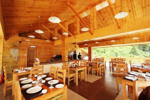 Hotel Vivaan Manali