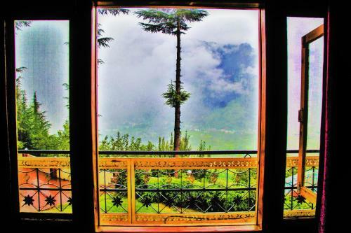 Hotel Pause At Manali