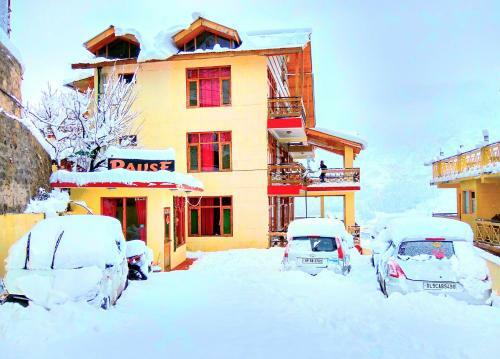 Hotel Pause At Manali