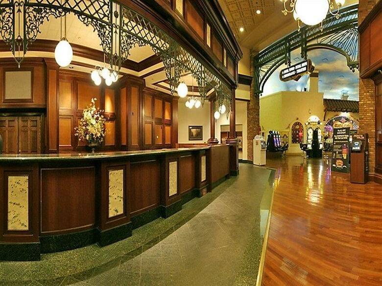 Hotel Boulder Station