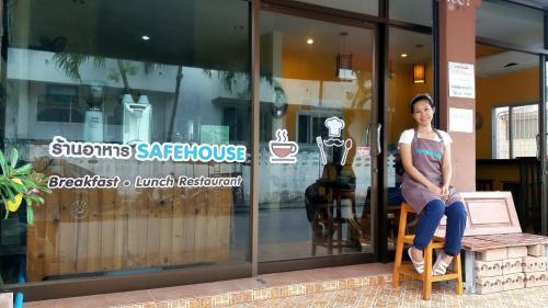 Safehouse Hostel