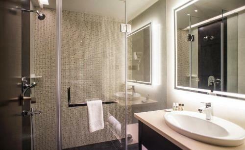 Hotel Brijwasi Lands Inn