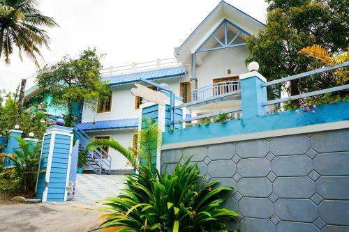 Bed & Breakfast Munnar Blue Mist