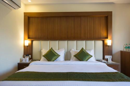 Hotel Nand Residency