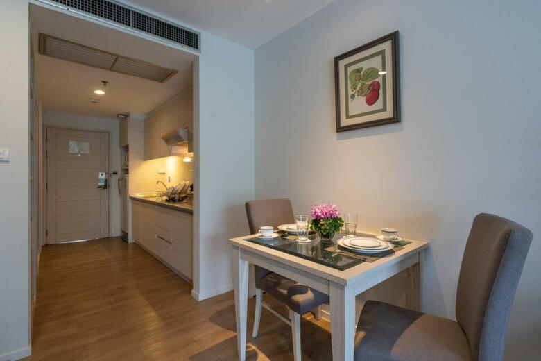 Karavel House Hotel And Serviced Apartments Sriracha