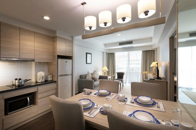 Karavel House Hotel And Serviced Apartments Sriracha