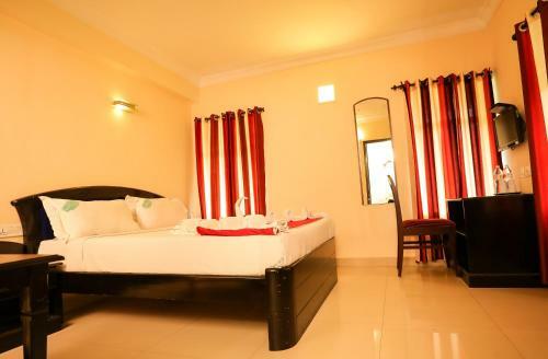 Hotel Emerald Inn