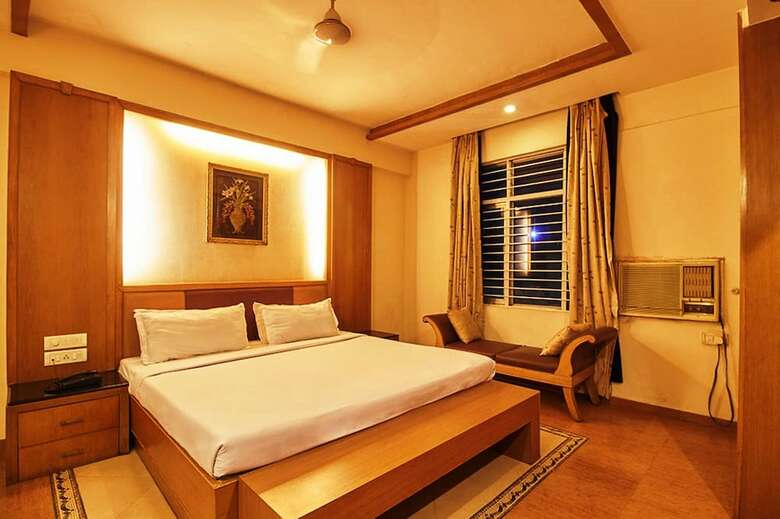 Hotel Roopa
