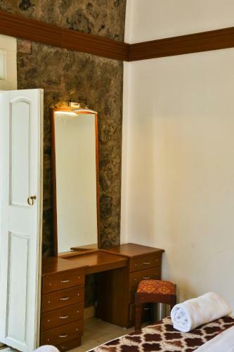 Hotel Chithirapuram Palace