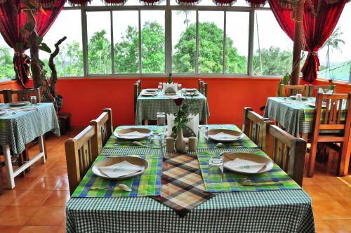 Hotel Bellavista Resort Munnar