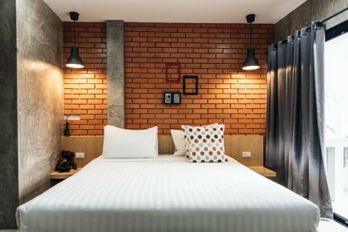 Journey Hostel Surat